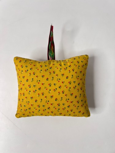 Mini almohada de punto de aguja/punto de cruz de colección pato gansos bienvenida puerta perilla colgador - Imagen 6 de 6