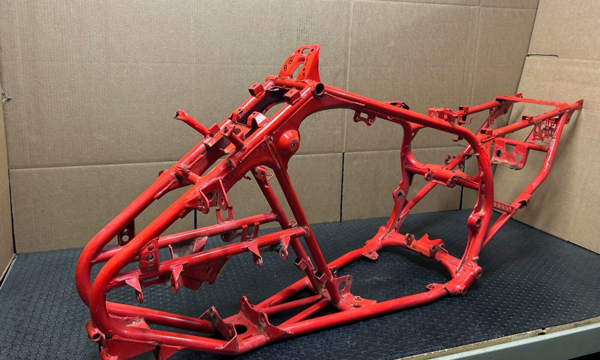 rz350フレーム 1986 Yamaha RZ350 RZ250 Main Frame Chassis OEM 1EL-21110-00-33 51L