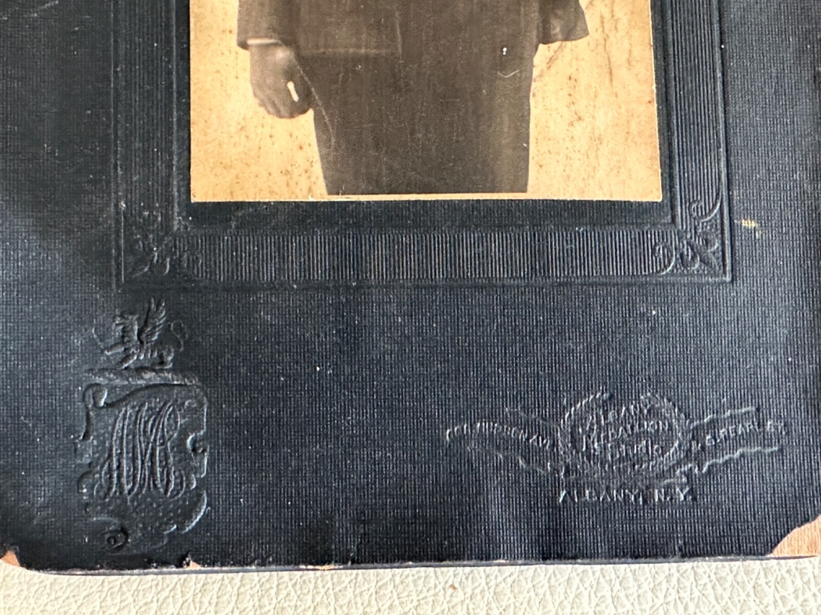 Picture 4 of 5