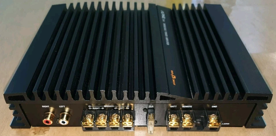 Alpine 3541  Amplificador 2 Canales.Made in Japan.Excellent unit - Imagen 3 de 4