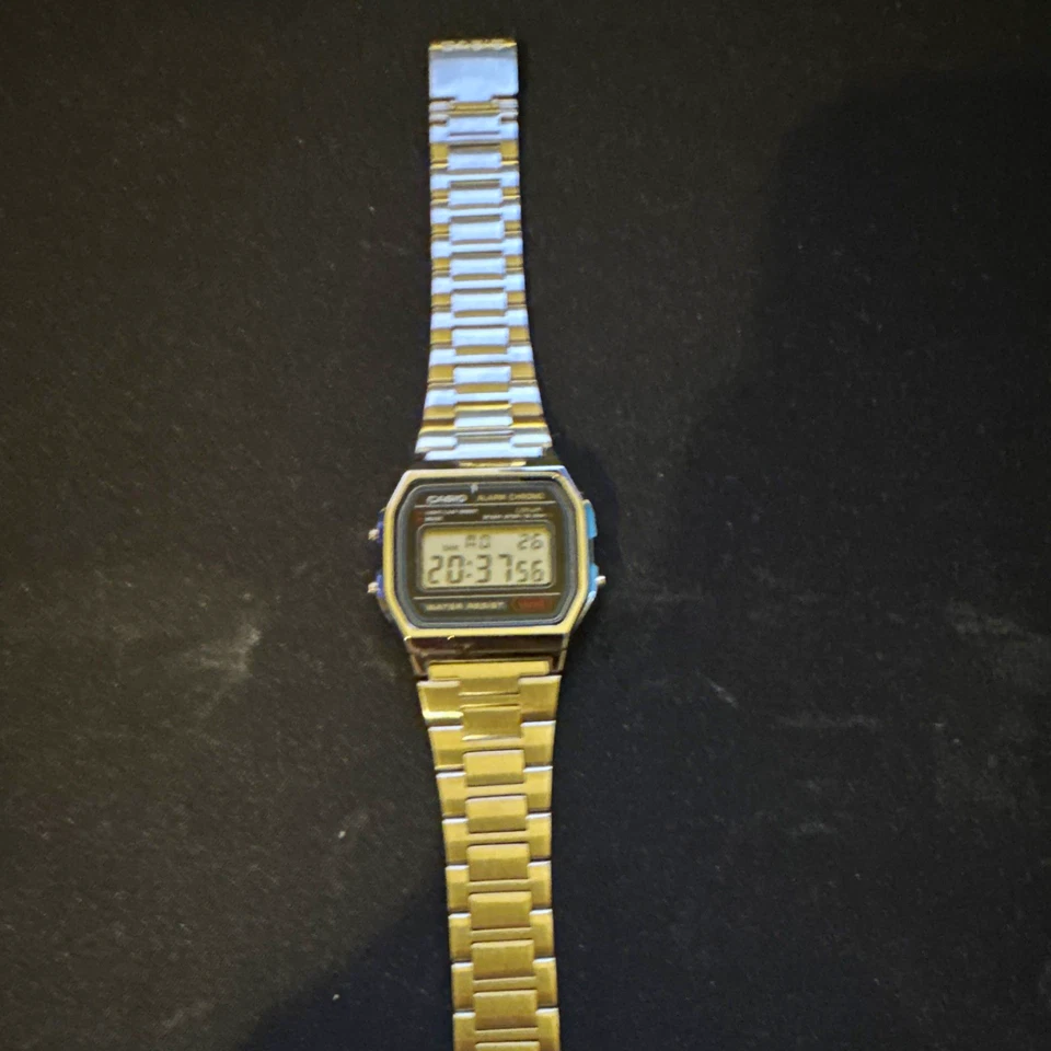 Casio a158 Digital Quartz Watch Silver Bracelet Boxed, photo 1 of 5