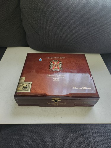 Arturo Fuente Opus X Reserva d Chateau Empty Wooden Cigar Box 9¾x8x2¾