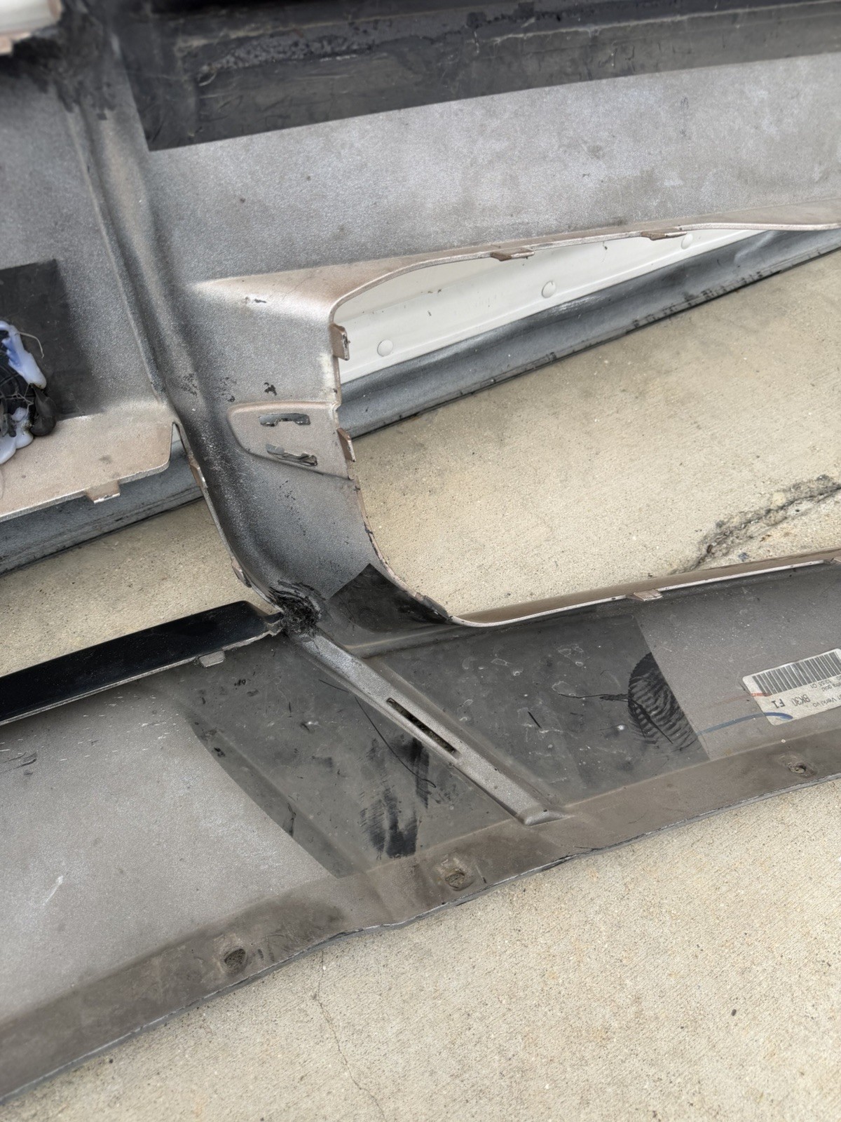 2019-2024 Rolls Royce Cullinan Front Bumper Cover 51117448893 OEM
