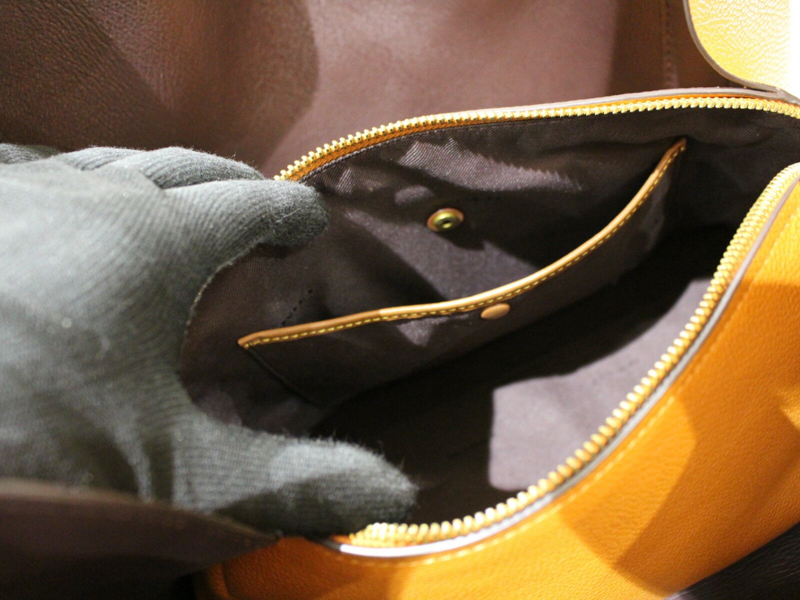 COACH Hadley Hobo Colorblock Tote Handbag 76088 Leather Pink/Orange A-260114-7 thumbnail 8