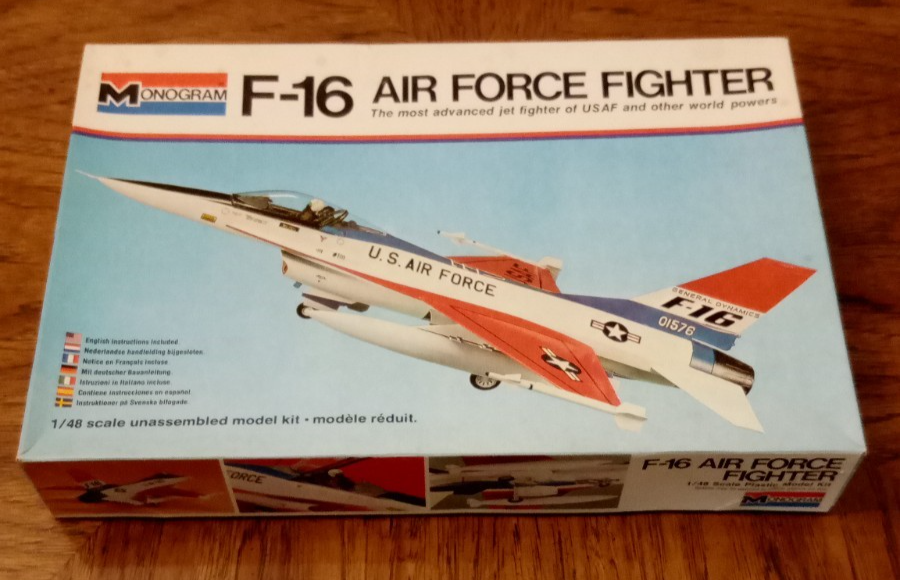 モノグラム　F-16 FIGHTER Monogram 1976 F-16 Air Force Fighter Plane Model Kit 1/48