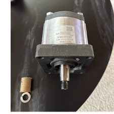 Rexroth Hydraulikpumpe R 983 072 827 R9027548...