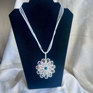 Multicolor Beaded Vintage Pendant Necklace, White Beaded Snowflake Necklace