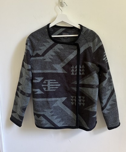 Pendleton 100% Virgin Wool Sz M Poncho Cape Cloak Southwestern Aztec Geometric