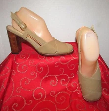 FRANZISKA HUBENER SZ US SZ 8-8.5/EU 38 BEIGE LEATHER SLINGBACK CLOSED TOE HEELS