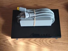 NINTENDO WII U SYSTEM 32 GB & AC ADAPTER DELUXE WUP-10102. CONSOLE & ADATER ONLY