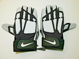 d tackle gloves