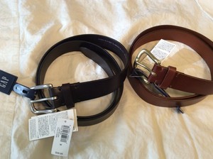 gap black leather belt