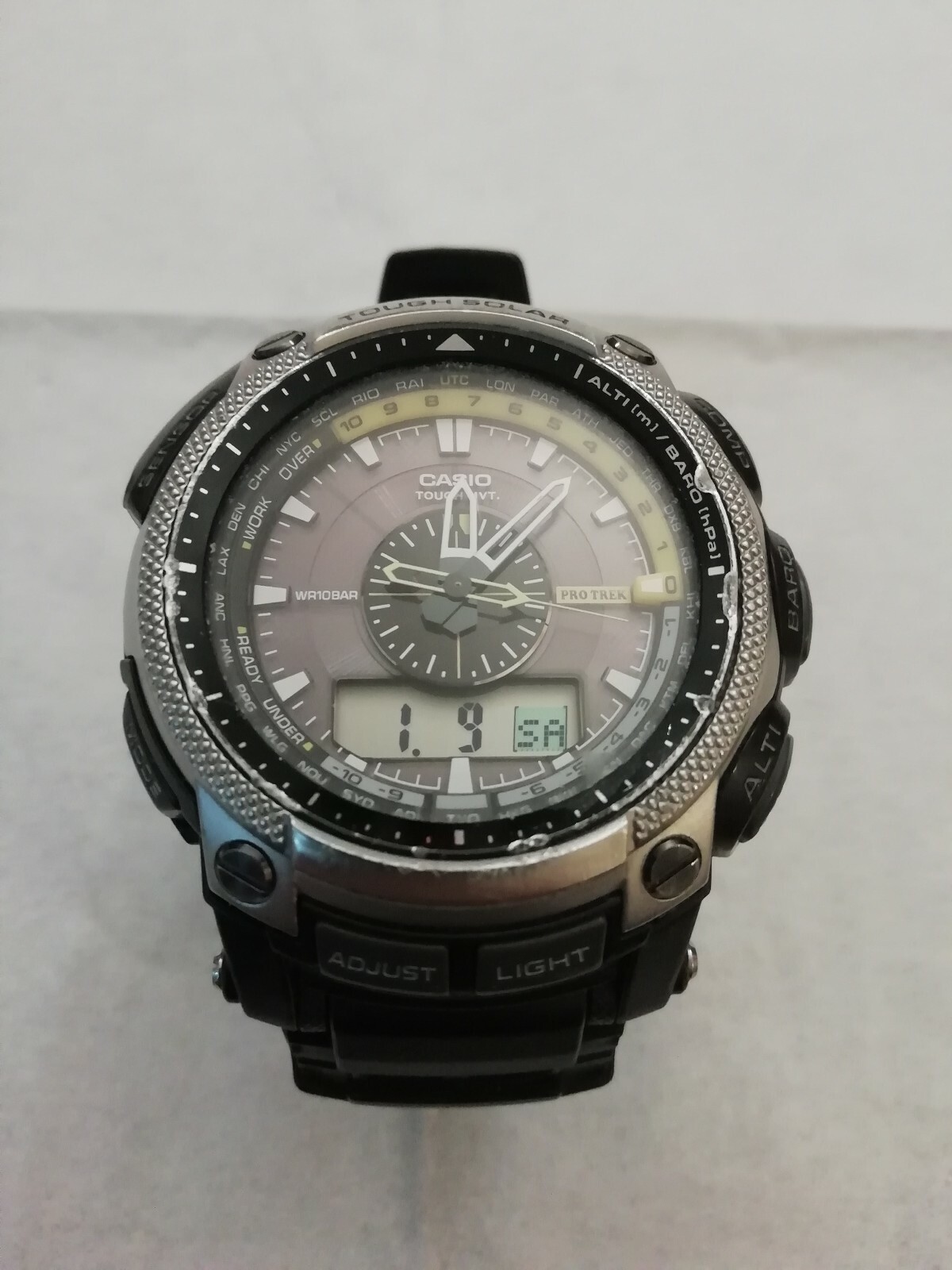 casio pro trek tough solar
