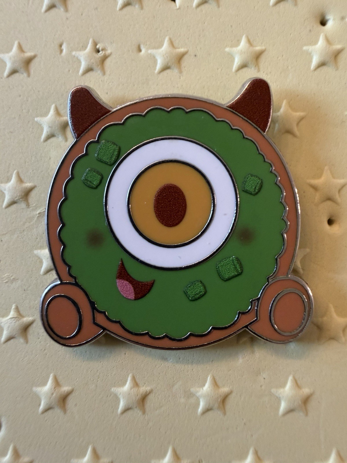 Disney Pin Mike Wazowski Avocado Breakfast Bagel Munchlings Series 2 Mystery