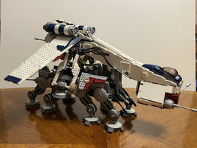 Lego Star Wars 10195 Republic Dropship with AT-OT Incomplete