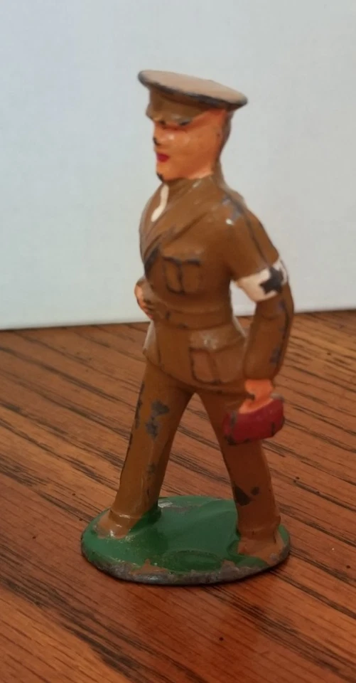 AMERICAN METAL Co. Lead RARE Toy Soldier KHAKI DOCTOR Barclay Jones - Image 2 of 4
