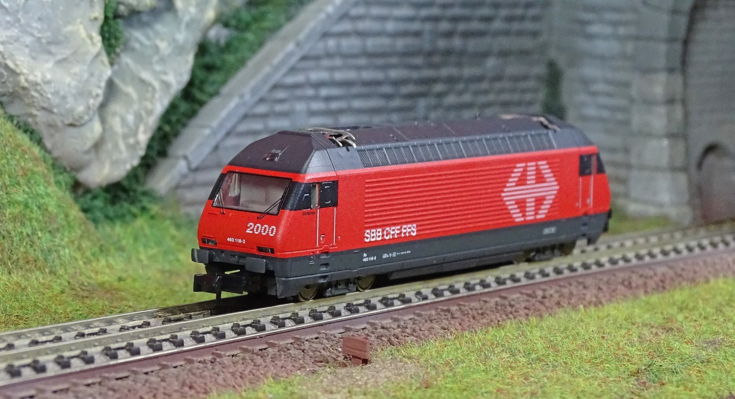 Locomotive Re 460 CFF MiniTrix 16764 animer votre maquette de train à échelle N