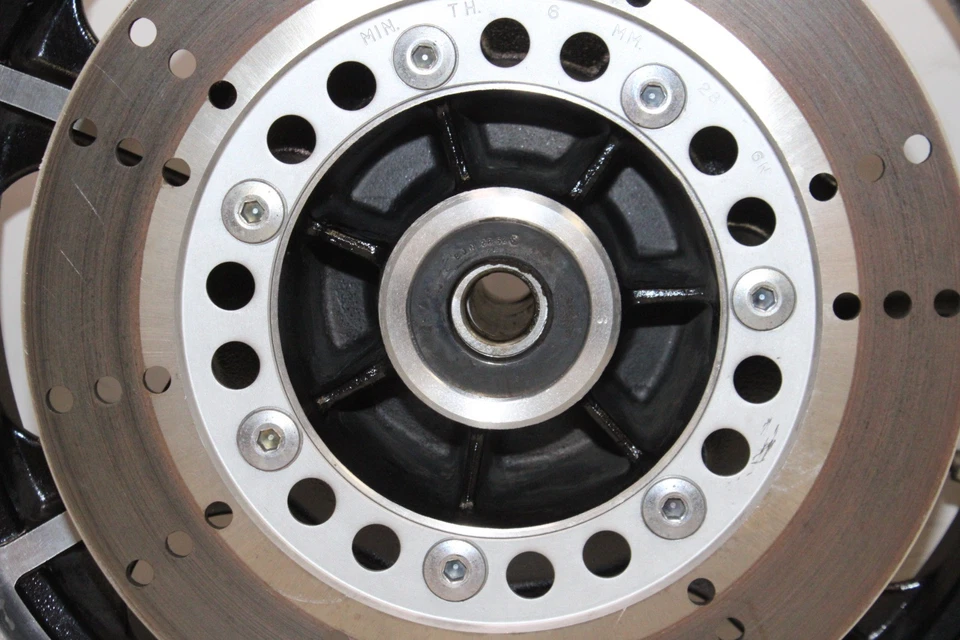 Llanta trasera 96-99 KAWASAKI VULCAN 1500 VN1500A OEM Foto 2 de 4