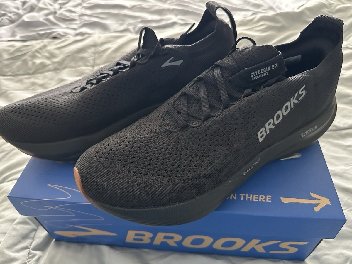 Size 12 - Brooks Glycerin StealthFit 22 Triple Black for 