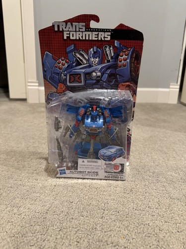 Transformers Generations Thrilling 30 Autobot Skids New Seale Damaged Card Back