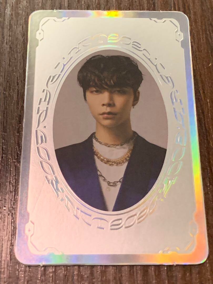 NCT 2020 Johnny Resonance Pt.1 SPECIAL YEARBOOK PHOTOCARD Limited