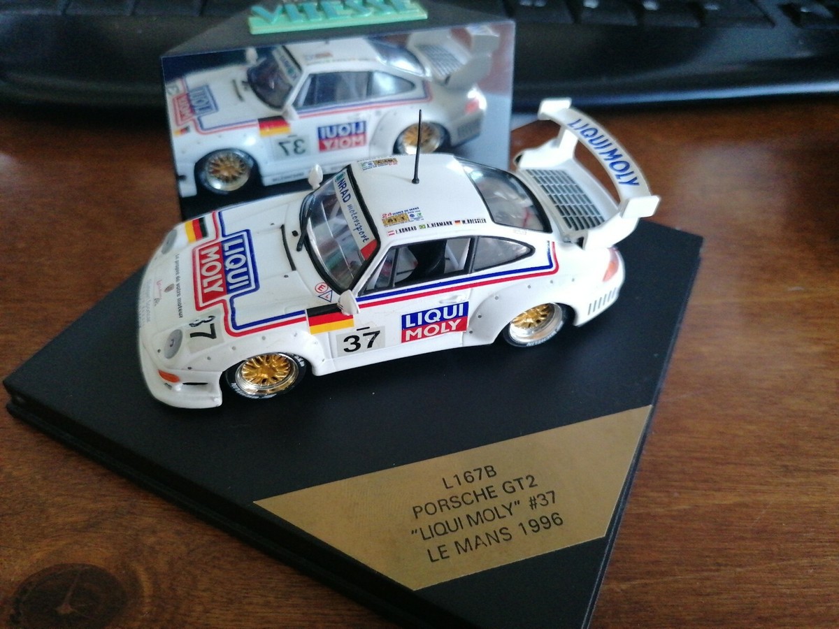 PORSCHE 911 GT2 N°83 New Hardware/Parr Motors 24H du MANS