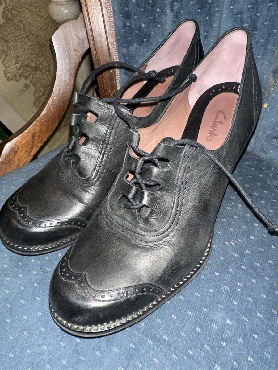 靴 Clarks SAFI WALLABEE GORE-TEX – Saint Alfred