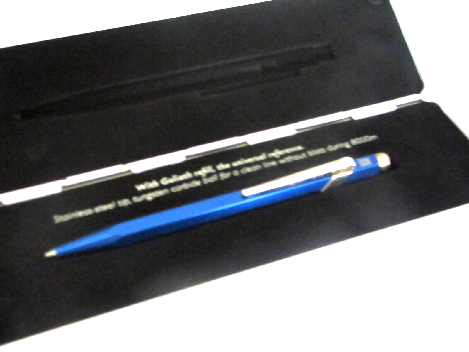 Caran d'Ache 849 stylo bille de luxe en aluminium pour collectionneur exigeant boite