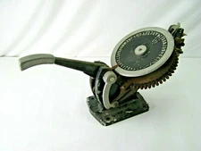 ROOVERS Embosser - Metal Tape Tapewriter Antique Machine Industrial Model T10A