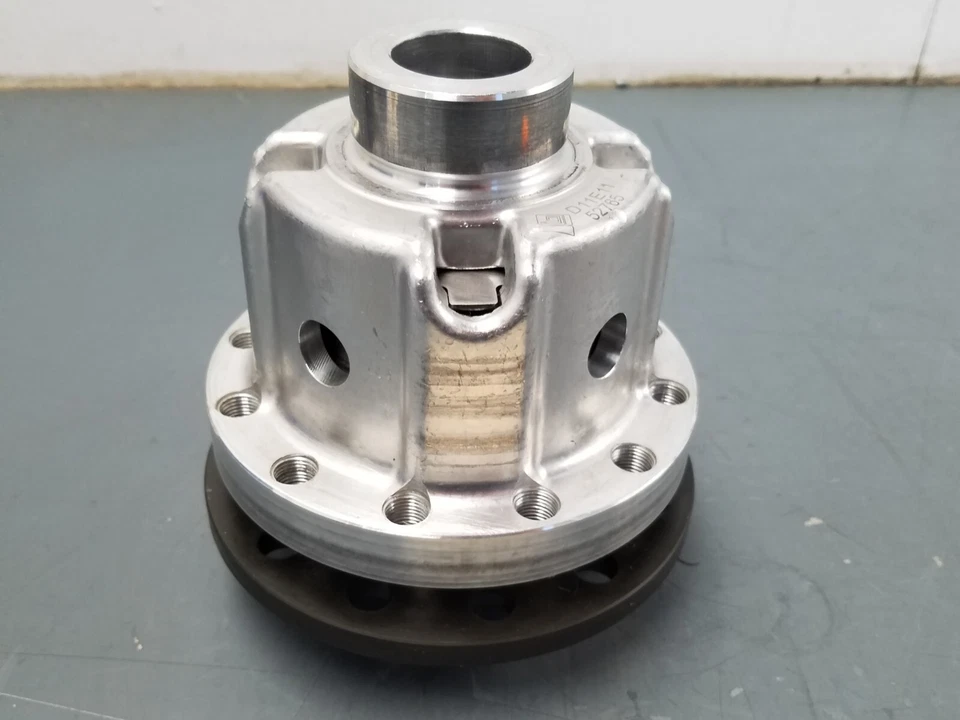 Portador diferencial trasero Lamborghini Aventador OEM #7656 B5 Foto 3 de 4