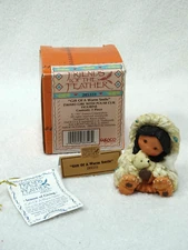 1997 Friends of the Feather Gift of a Warm Smile Eskimo Girl w/ Polar Cub 285331