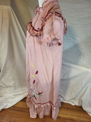 VTG Sun Babies Liberty House Honolulu Hawaii Long Red Stripe MuuMuu Small Size - Picture 6 of 8
