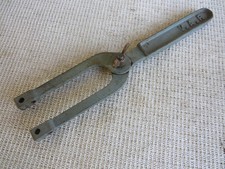 VAR NO # 13 PIN SPANNER BOTTOM BRACKET CUP PULLER  PROFESSIONAL BICYCLE PULLER