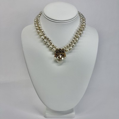 MIRIAM HASKELL Faux Baroque Pearl Ornate Pendant Vintage Necklace Jewelry N422