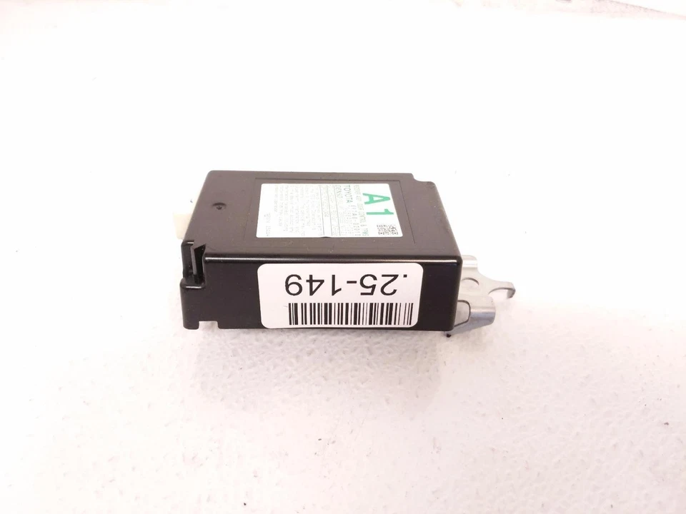 2014-2019 Toyota Corolla Tpms Receiver & Door Control Module Unit 897A0-02010 - Image 2 of 4