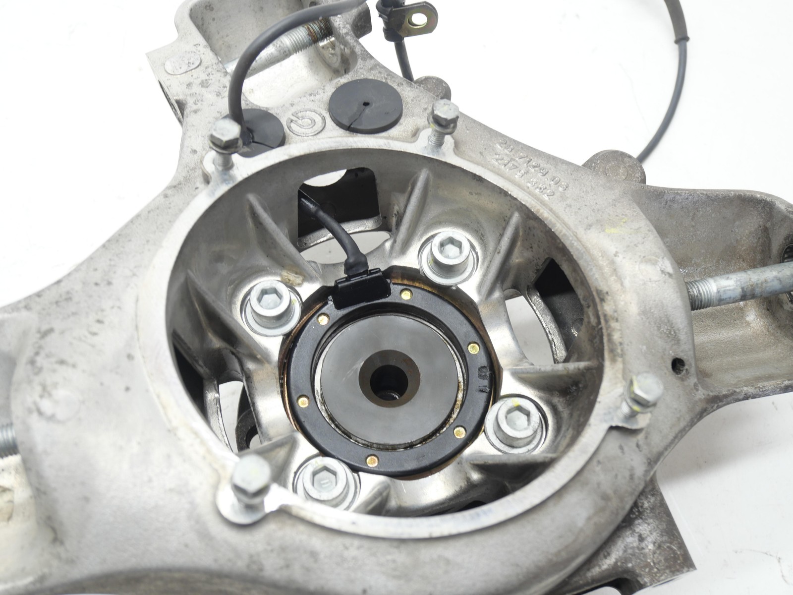 2001 Ferrari 360 Spider Front Driver Knuckle Spindle Hub Suspension Left LH OEM