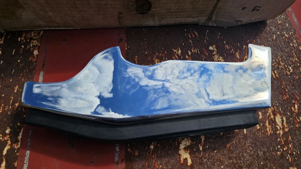 Protector de parachoques trasero NORS 1974-1977 Ford Pinto Mercury Bobcat 1975 1976 goma Foto 4 de 4