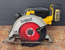 Dewalt DCS393 20V Cordless Battery Circular Saw 6 1/2" W/ 2 Ah Battery