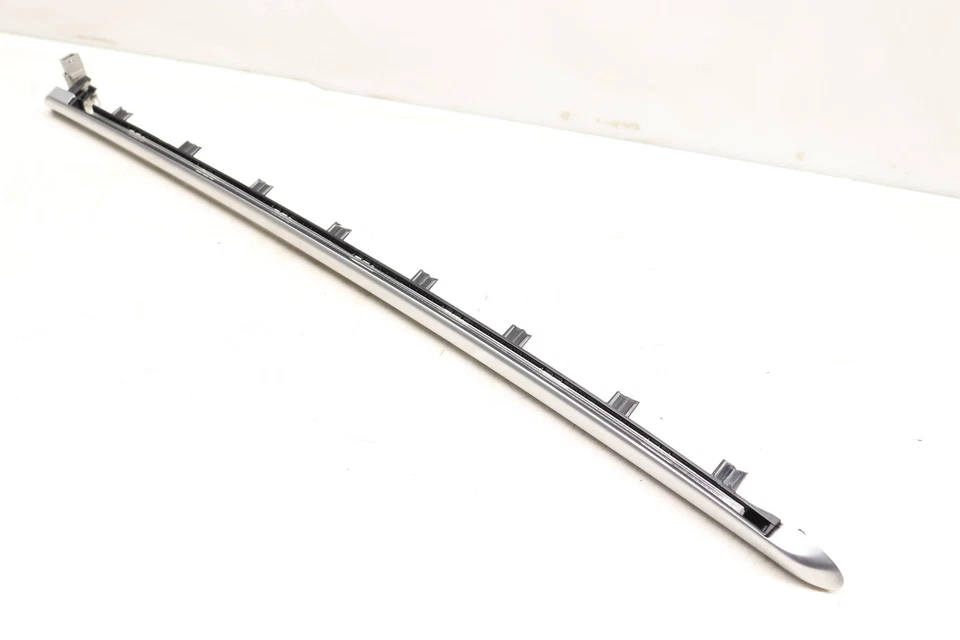 BMW 320I XDRIVE 2016-2018 - Panel de puerta delantera izquierda embellecedor con barra de luz 7393489 Foto 3 de 4