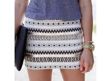 A449 ZARA AZTEC CREAM GOLD SEQUINS BEAD EMBROIDERED SKIRT SMALL - S