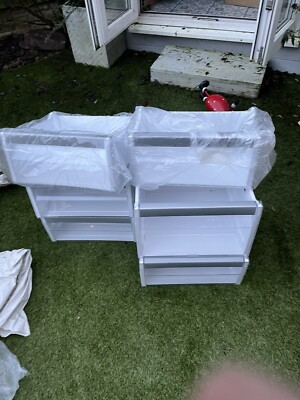Whirlpool 209 Liter Einbau-Gefrierschrank - Weiß Brandneu X 6 Ablagen