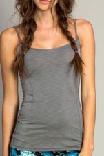 O'Neill 365 Tame Oceans Move Mountains Inspire Size S Top Women's 58