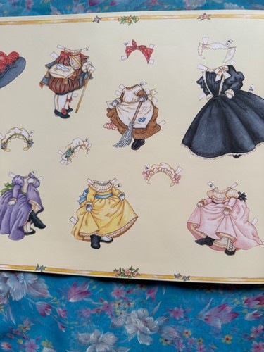 Kitty Cucumber CINDERELLA PAPER DOLL BOOK NEW UNCUT - Picture 8 of 8