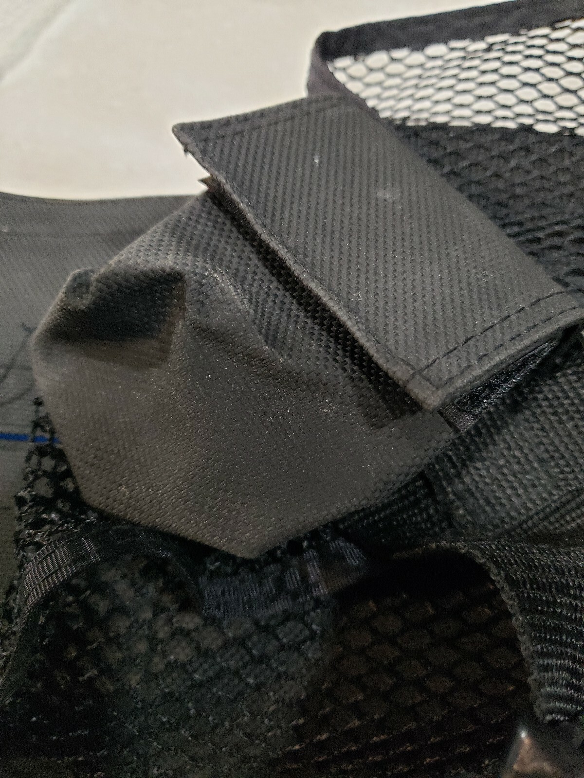PMI Paintball Gun Mesh Harness Pack & 4 Blue 140 Pods Pouch Feeder Loader Hopper
