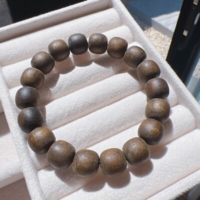 Gorgeous Natural Nha Trang  Vietnam Green QiNan Agarwood Beaded Bracelet