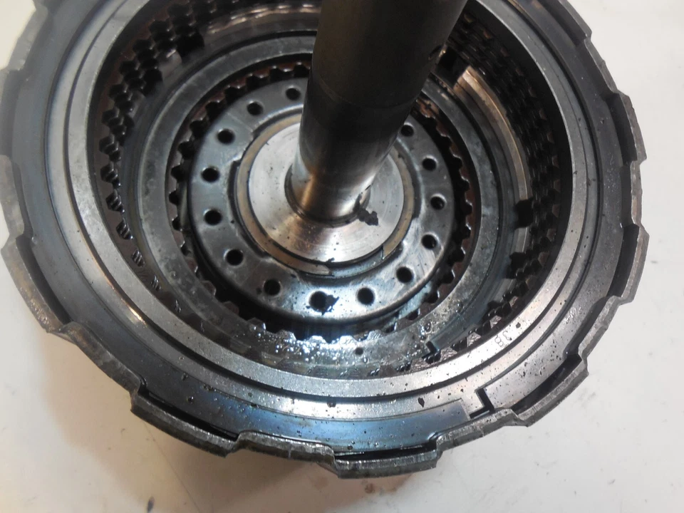 Volvo S60 2001 2,4 L L5 tracción delantera transmisión automática delantera + tambor de embrague directo Foto 3 de 4