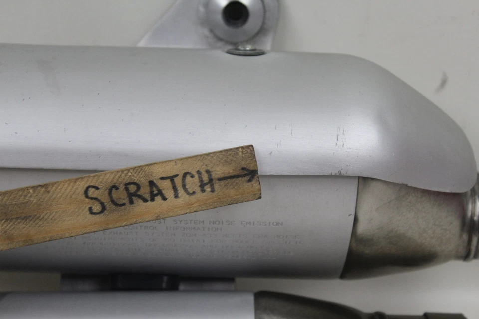 杜卡迪 Monster S2R 800 1000 原始设备制造商排气罐消声器管罐 57310771D — 第 3/4 张图片