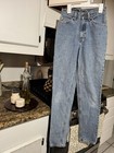 Vintage Levi’s Size 23 Waist Woman’s — photo 1