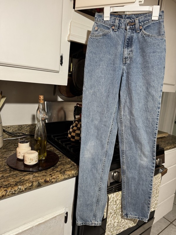 Vintage Levi’s Size 23 Waist Woman’s