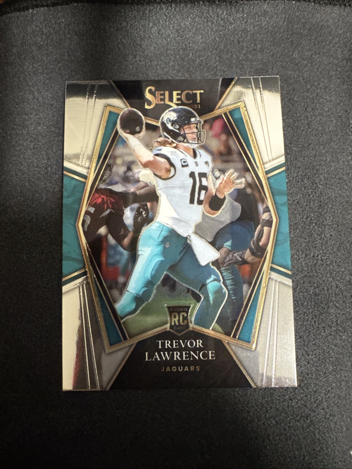 2021 Panini Select - Premier Level Trevor Lawrence #143 Silver Prizm (RC)